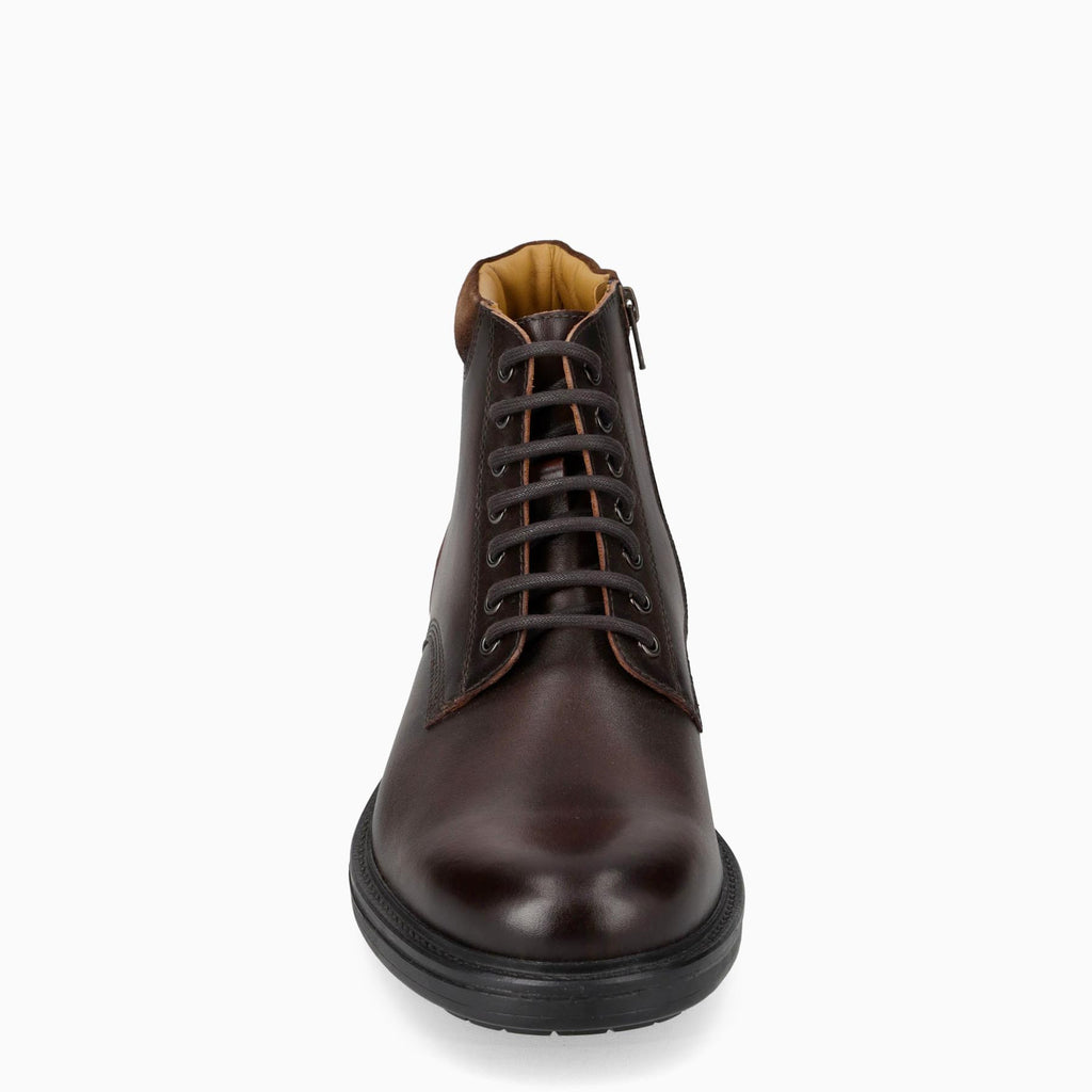 Men's Chukka Boots