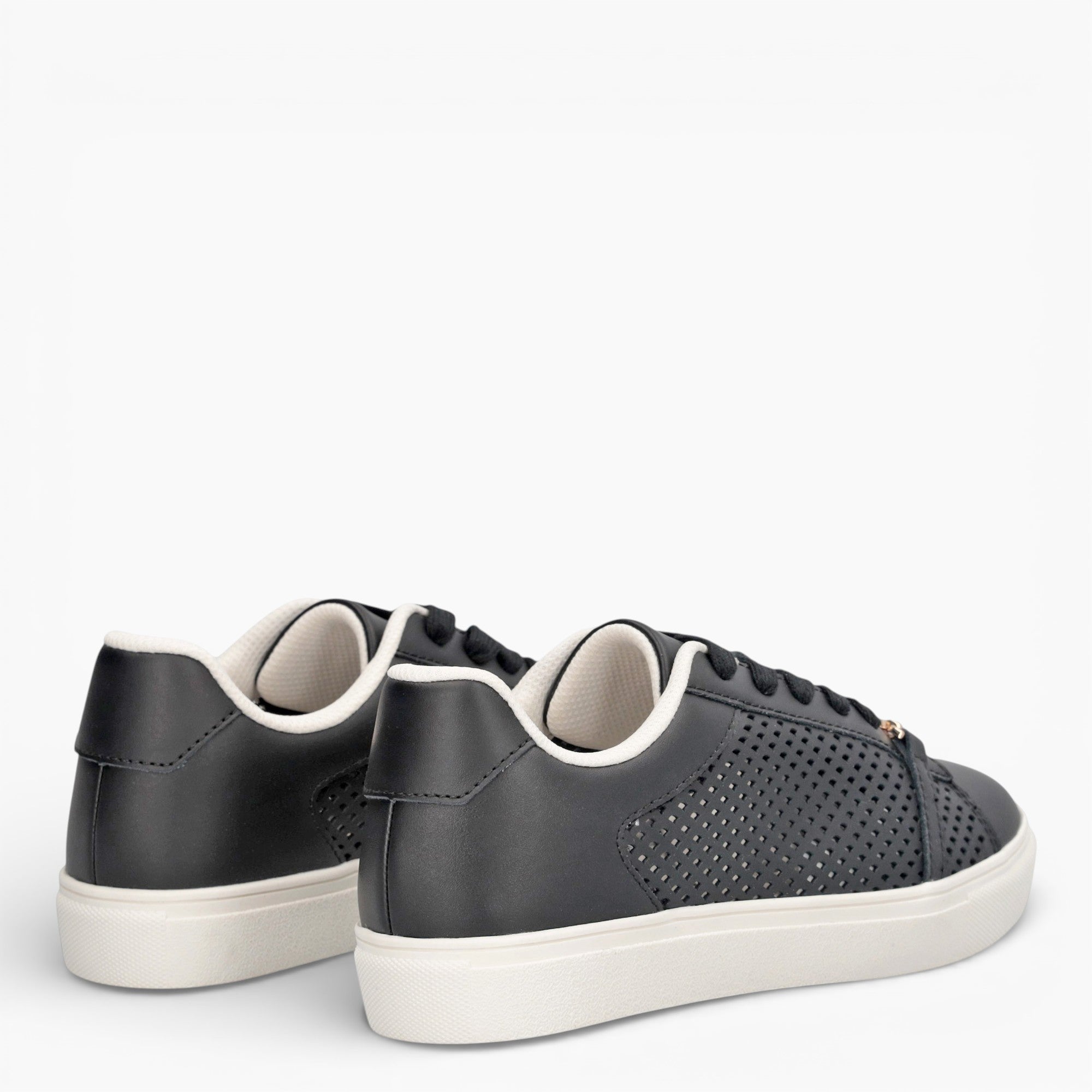 Sneakers Donna Kiki 03
