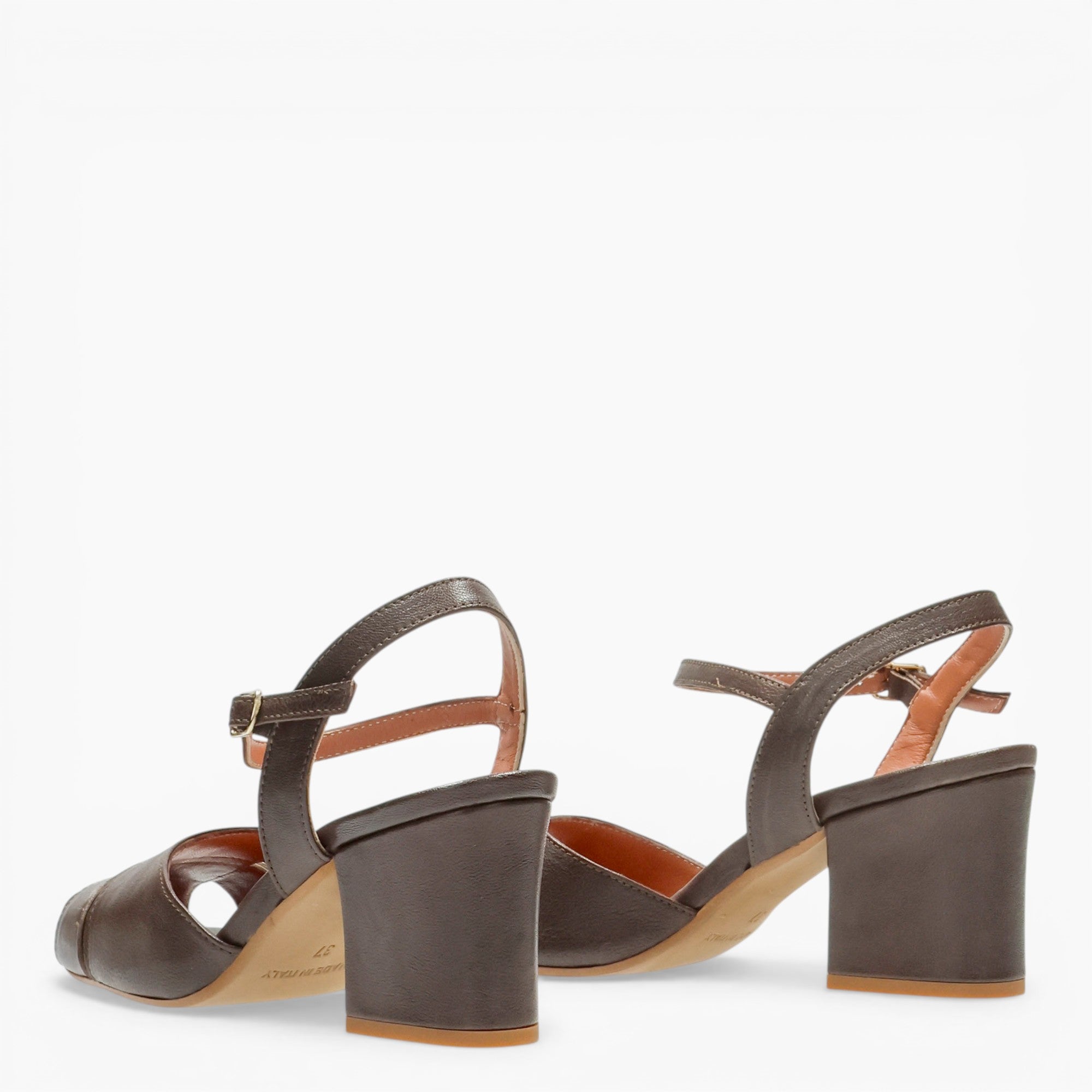 Chanel Donna