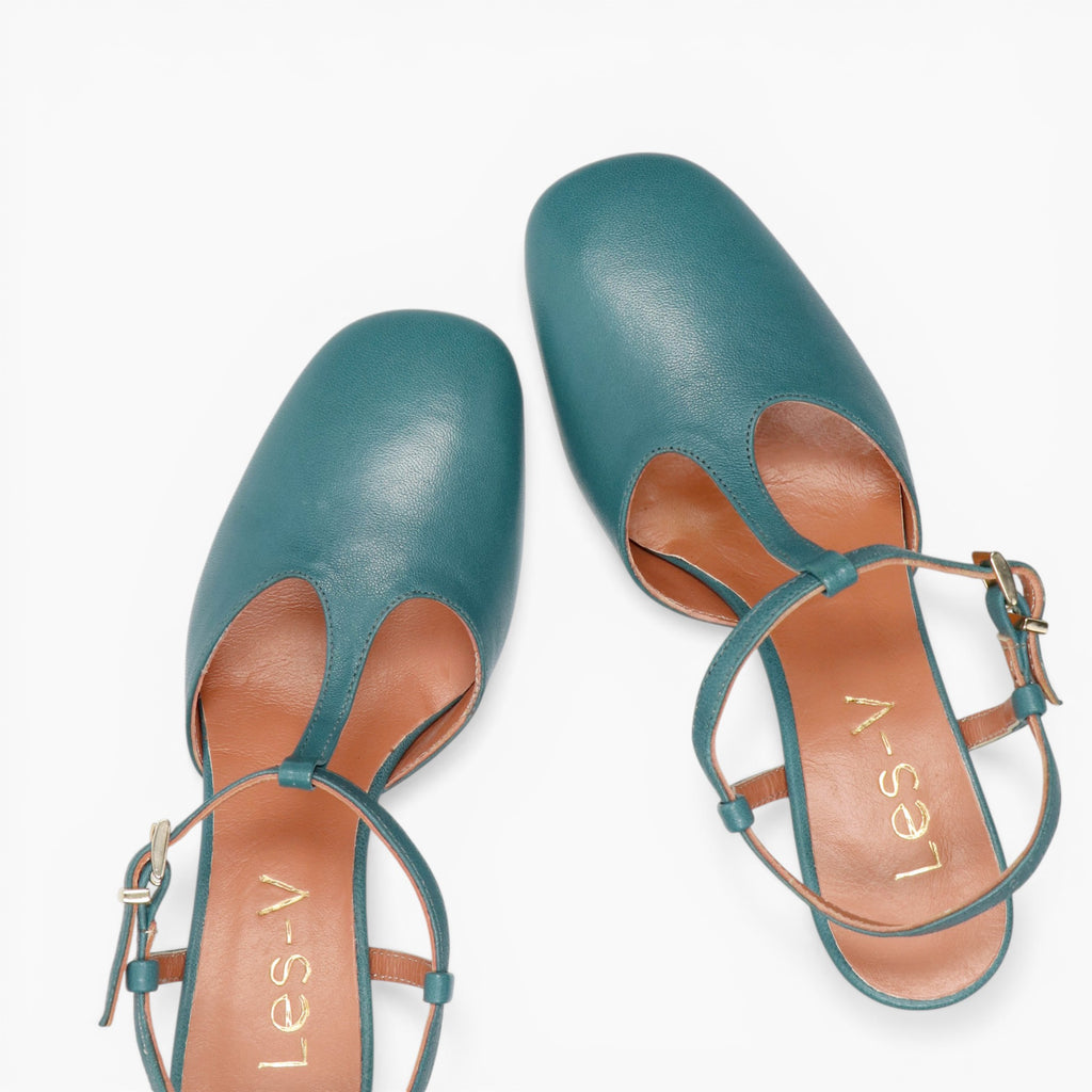 Chanel Donna Elodie