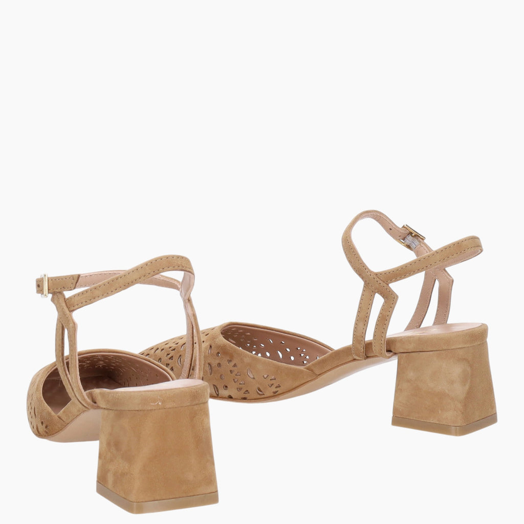 Chanel Donna Riquet