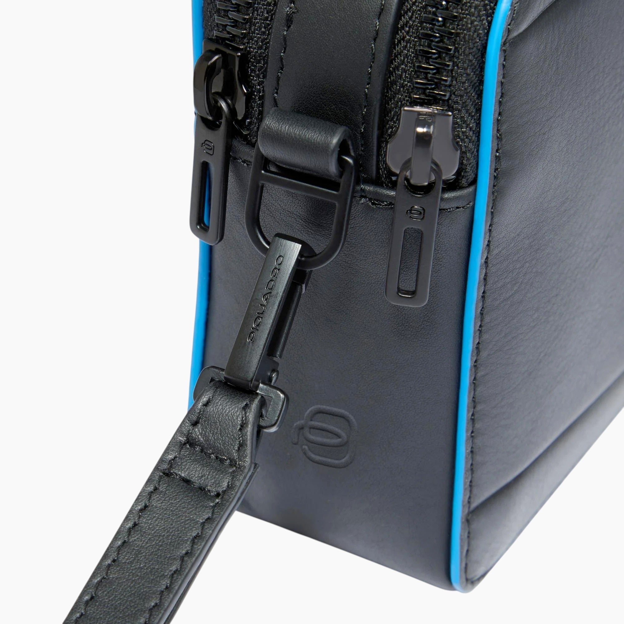 Pochette In Pelle
