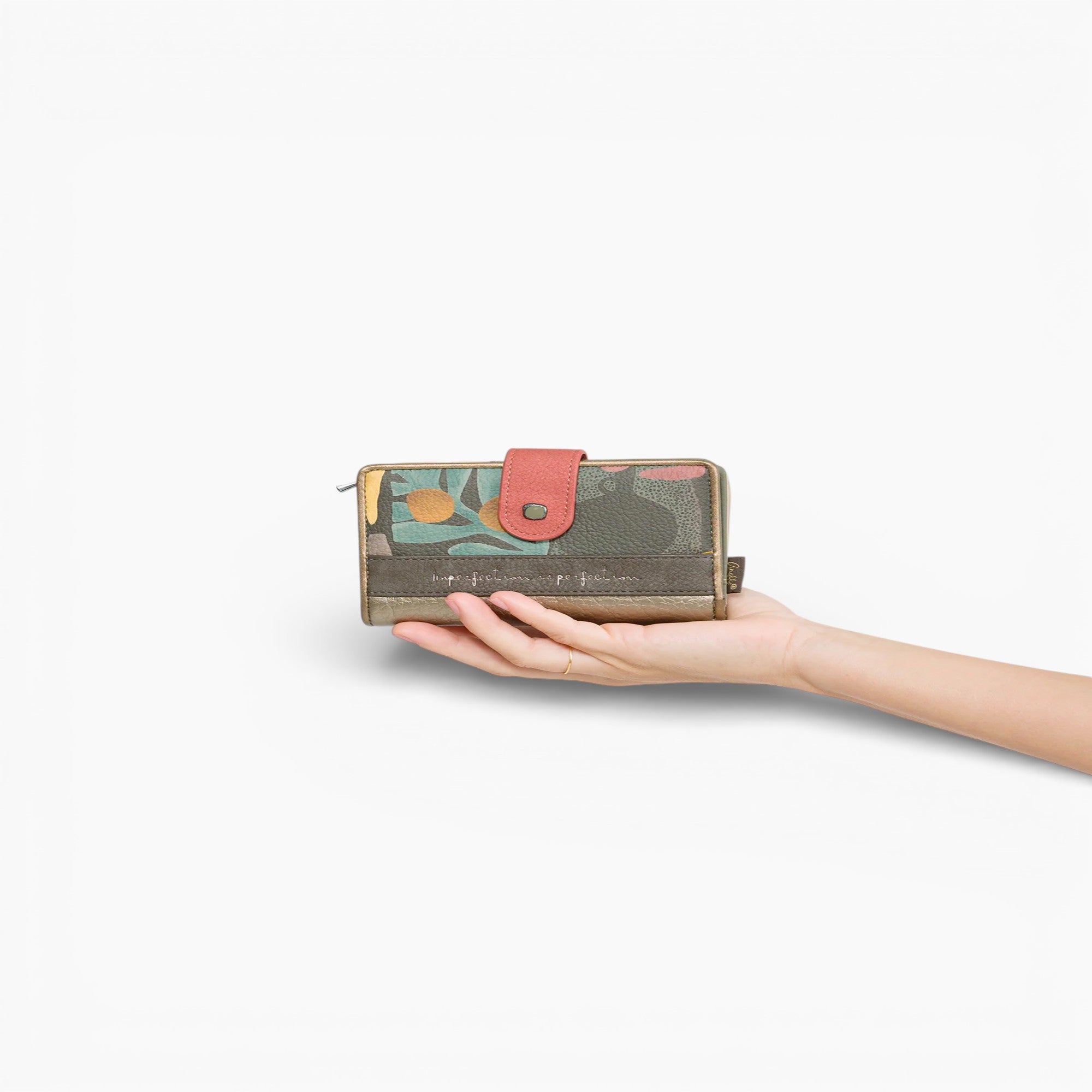 Wallet  Muse