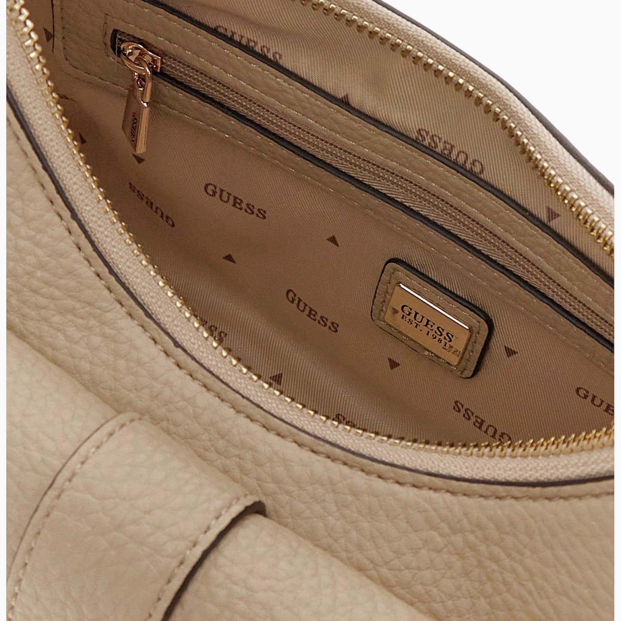 Jessa Shoulder Bag