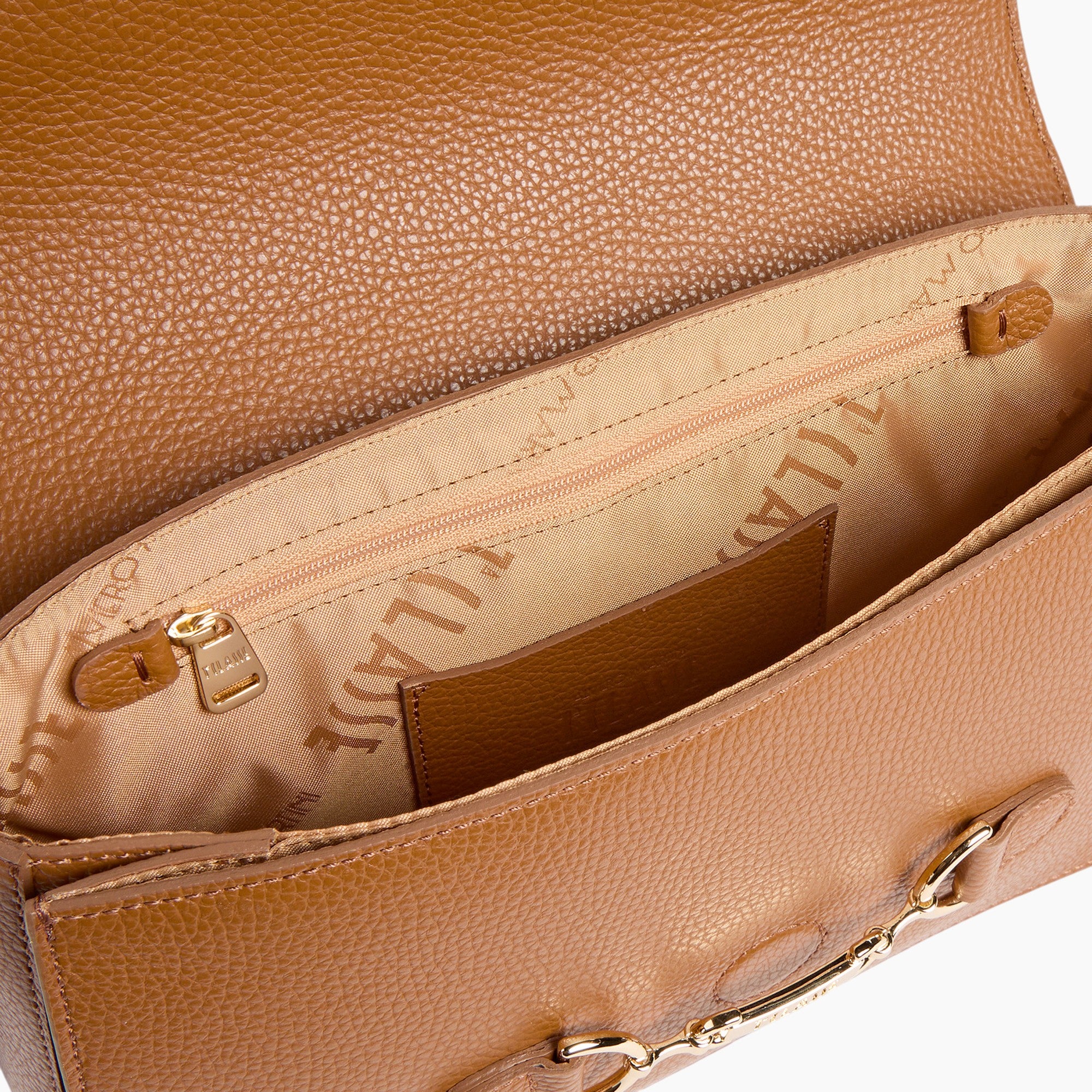 Tracolla Resort Bag