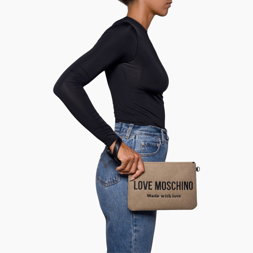 Pochette Love Moschino