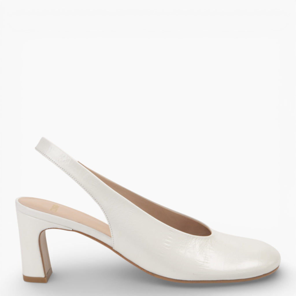 Chanel Donna Anguila