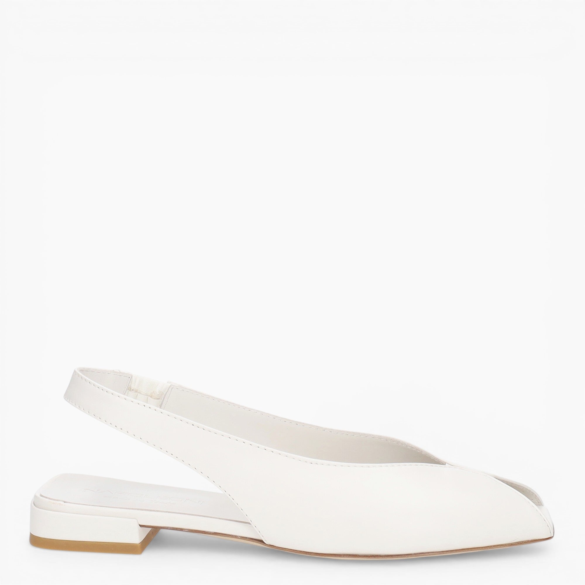 Chanel Donna Amelia