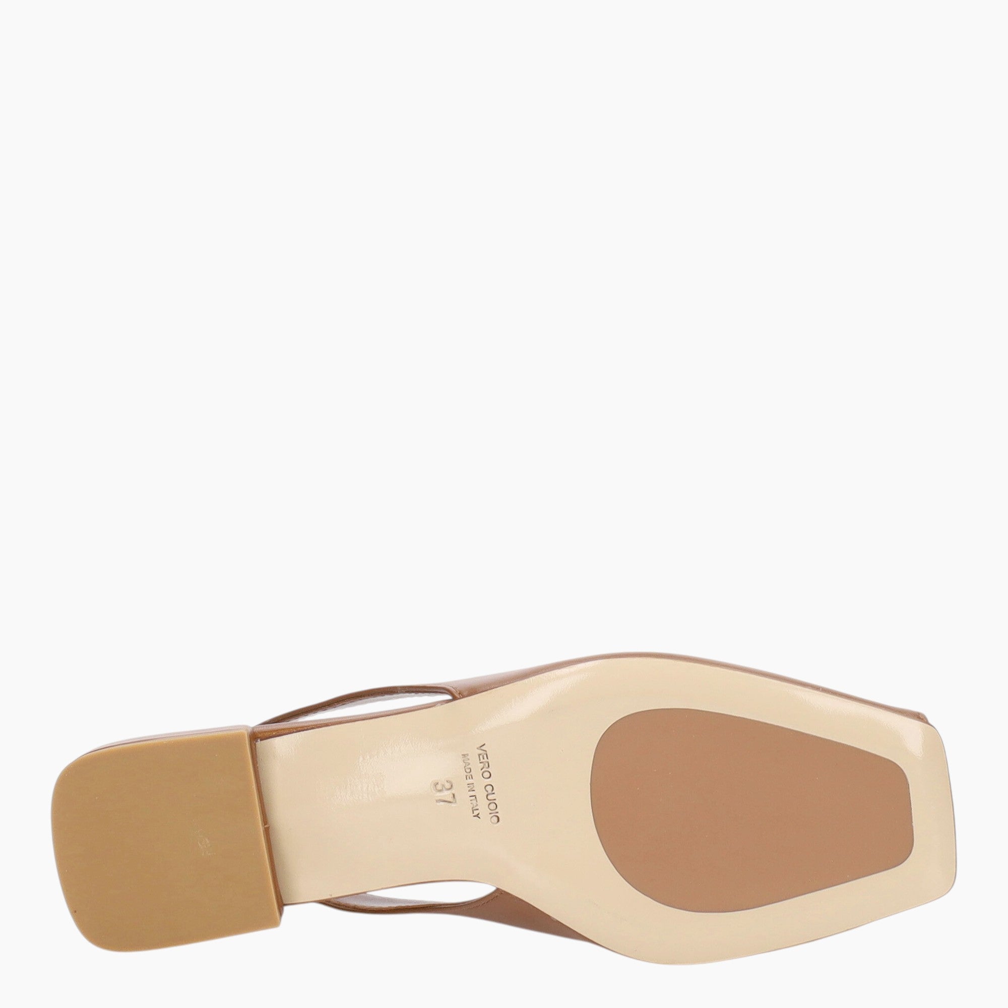 Chanel Donna Amelia