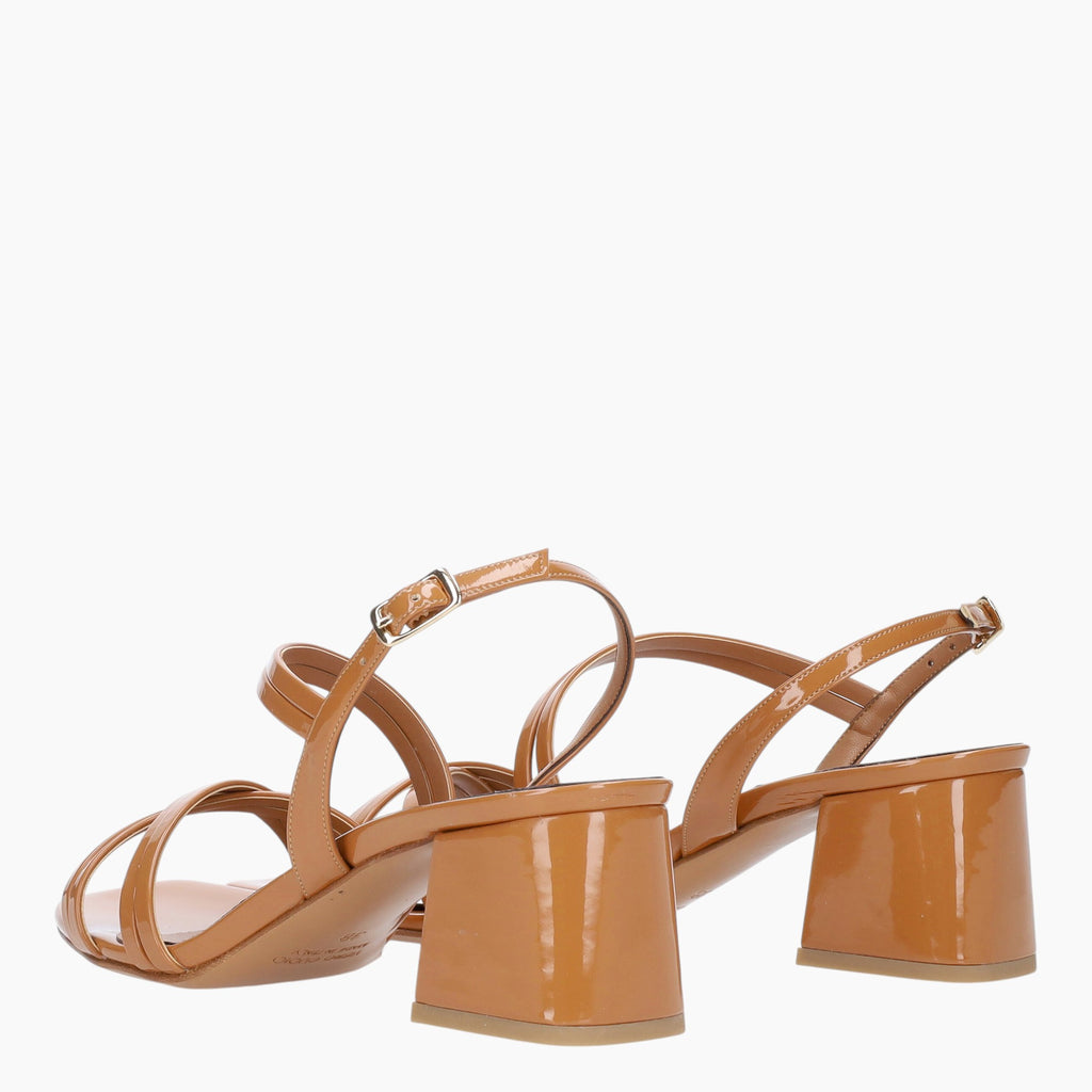 Sandales femme T50 Vernis  