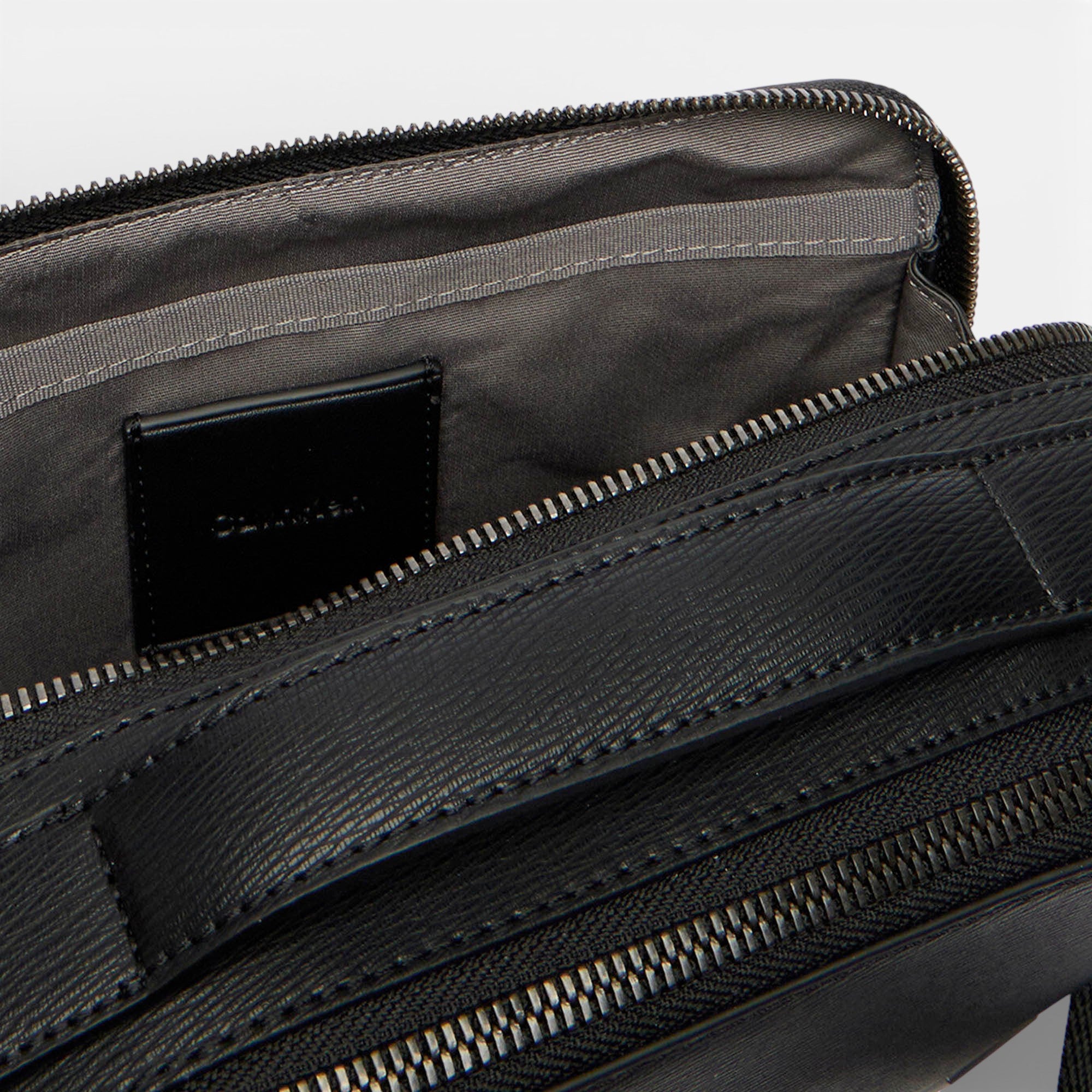 Emblem Hw Camera Bag