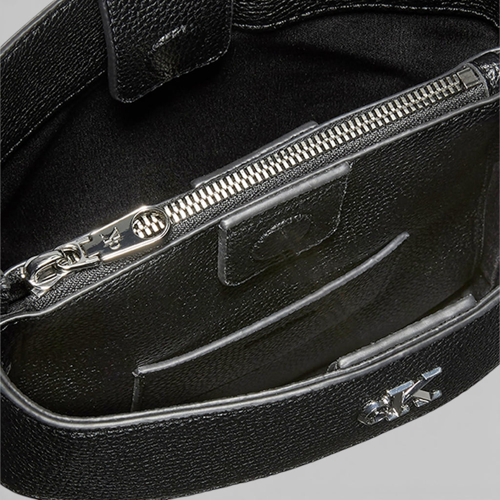 Sac seau CK en toile avec bandoulière