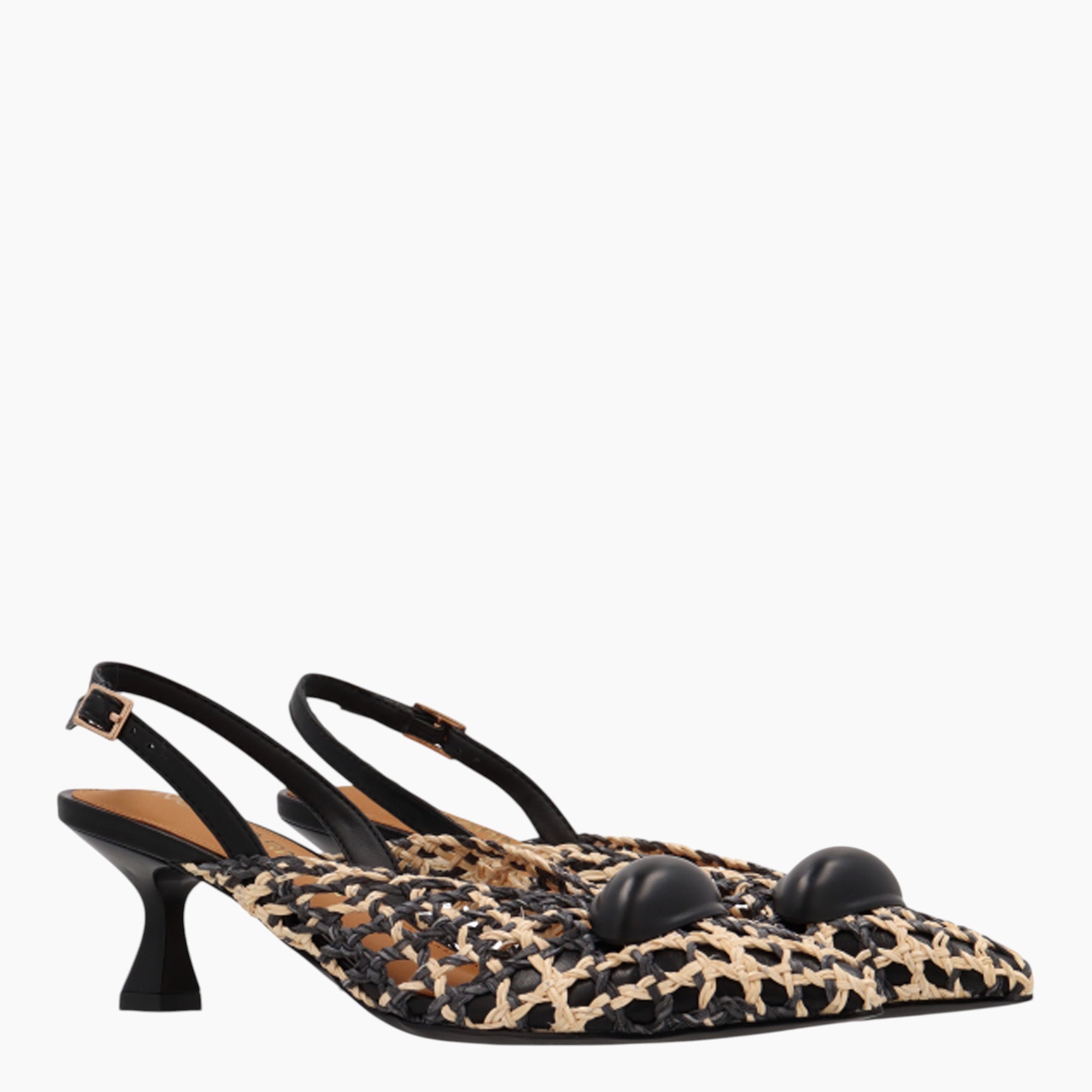 Chanel Donna Swan