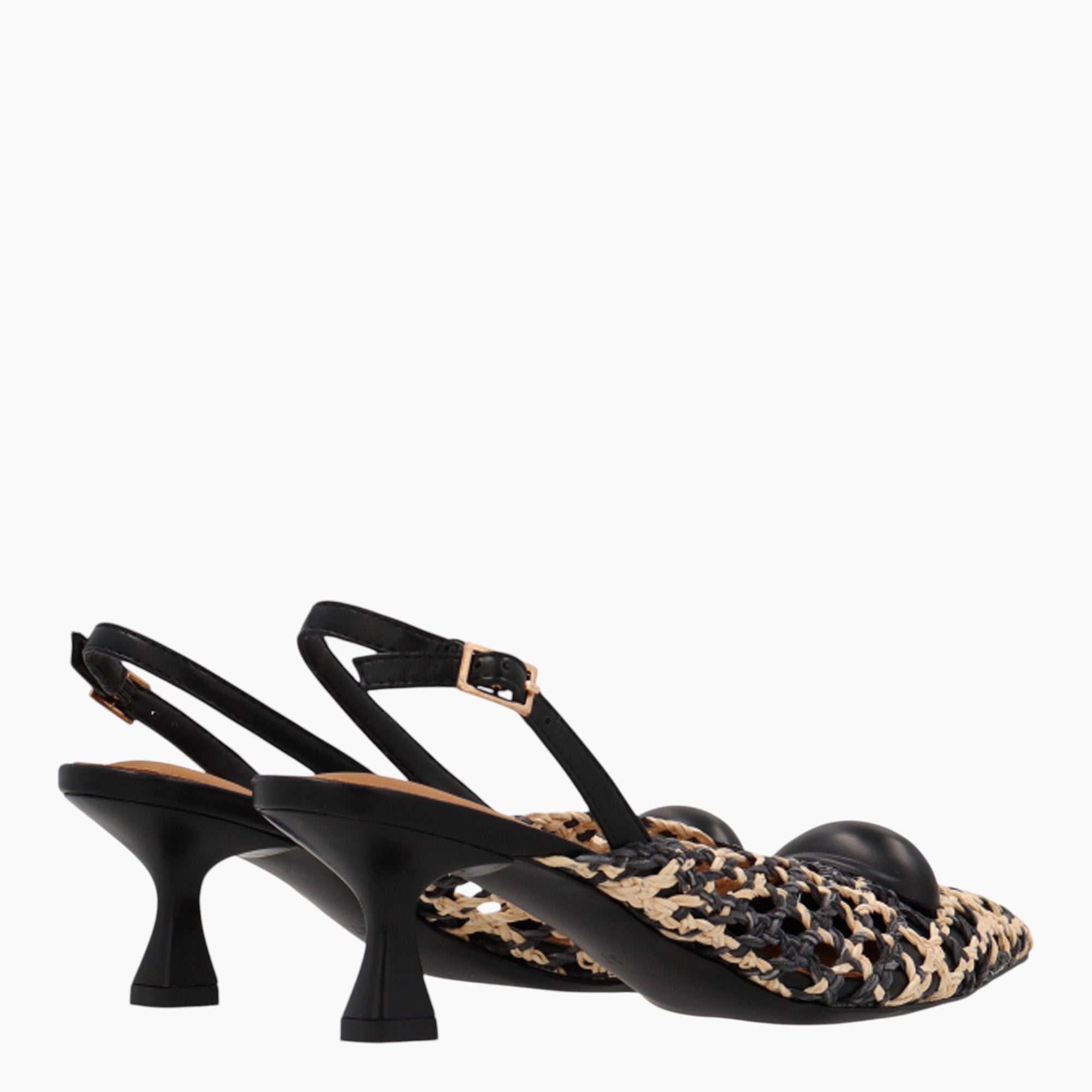 Chanel Donna Swan