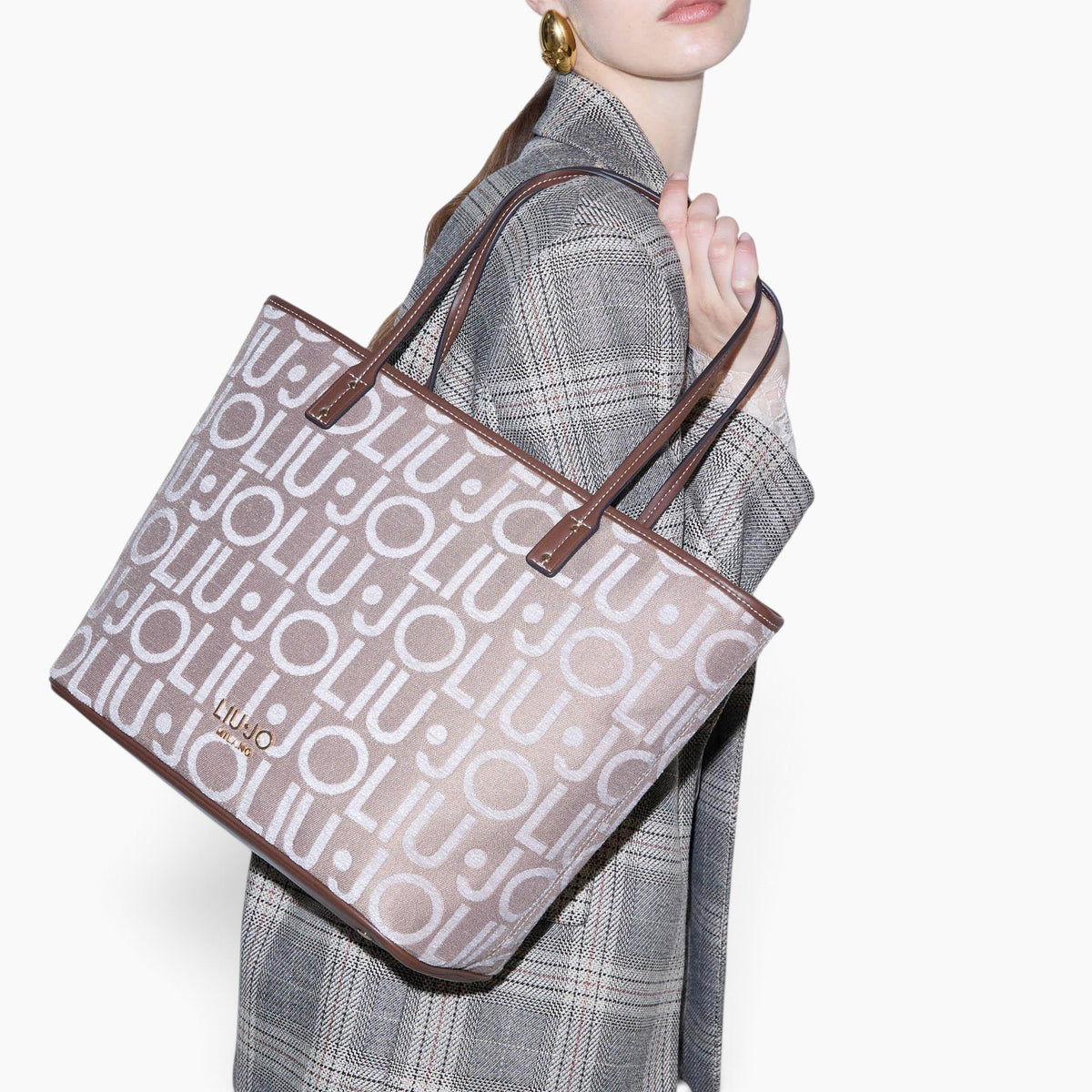 Medium Tote
