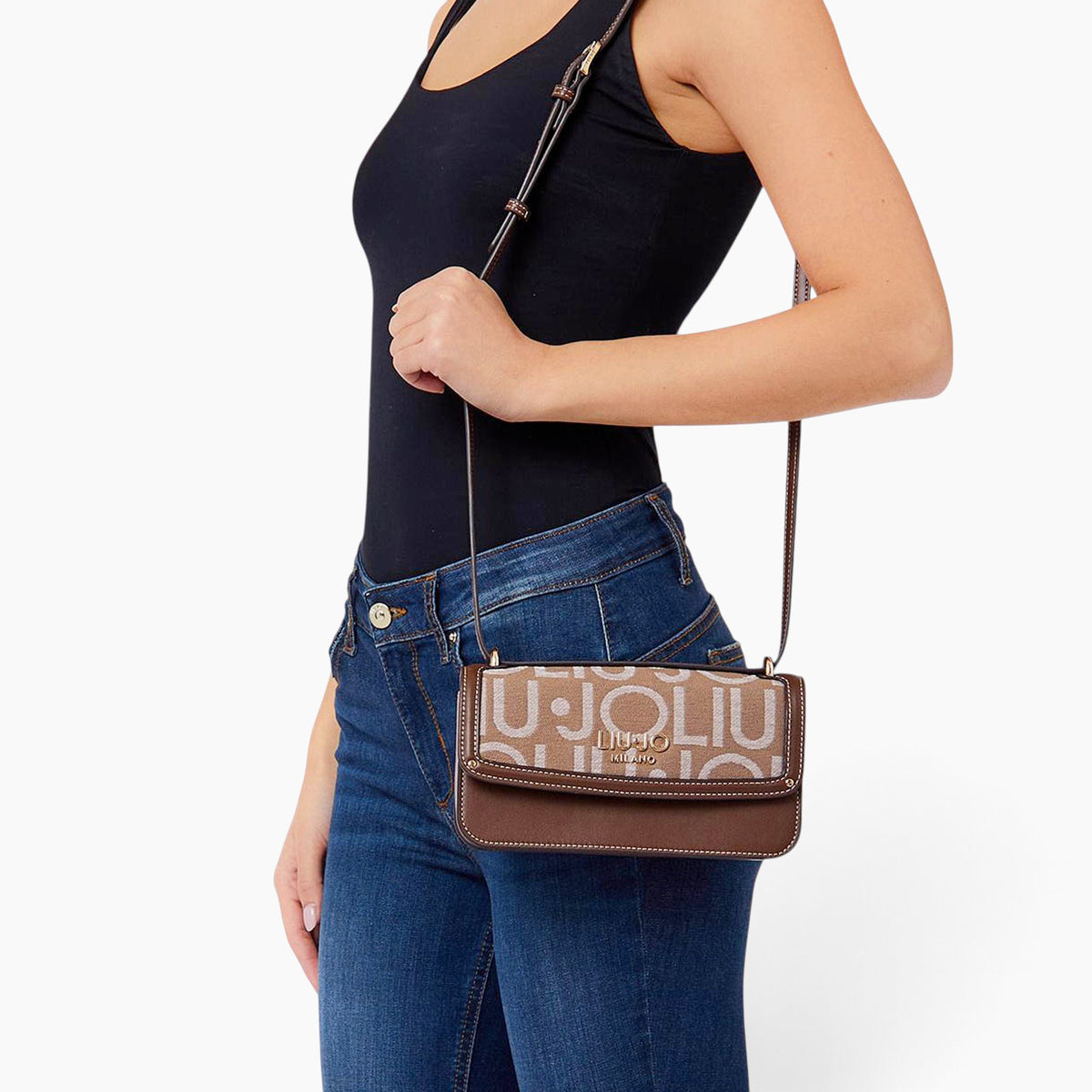 Small Crossbody East West