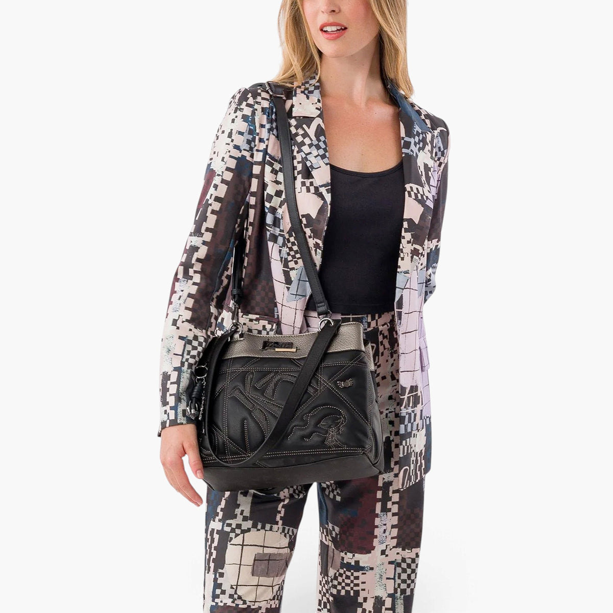 Tote Iron