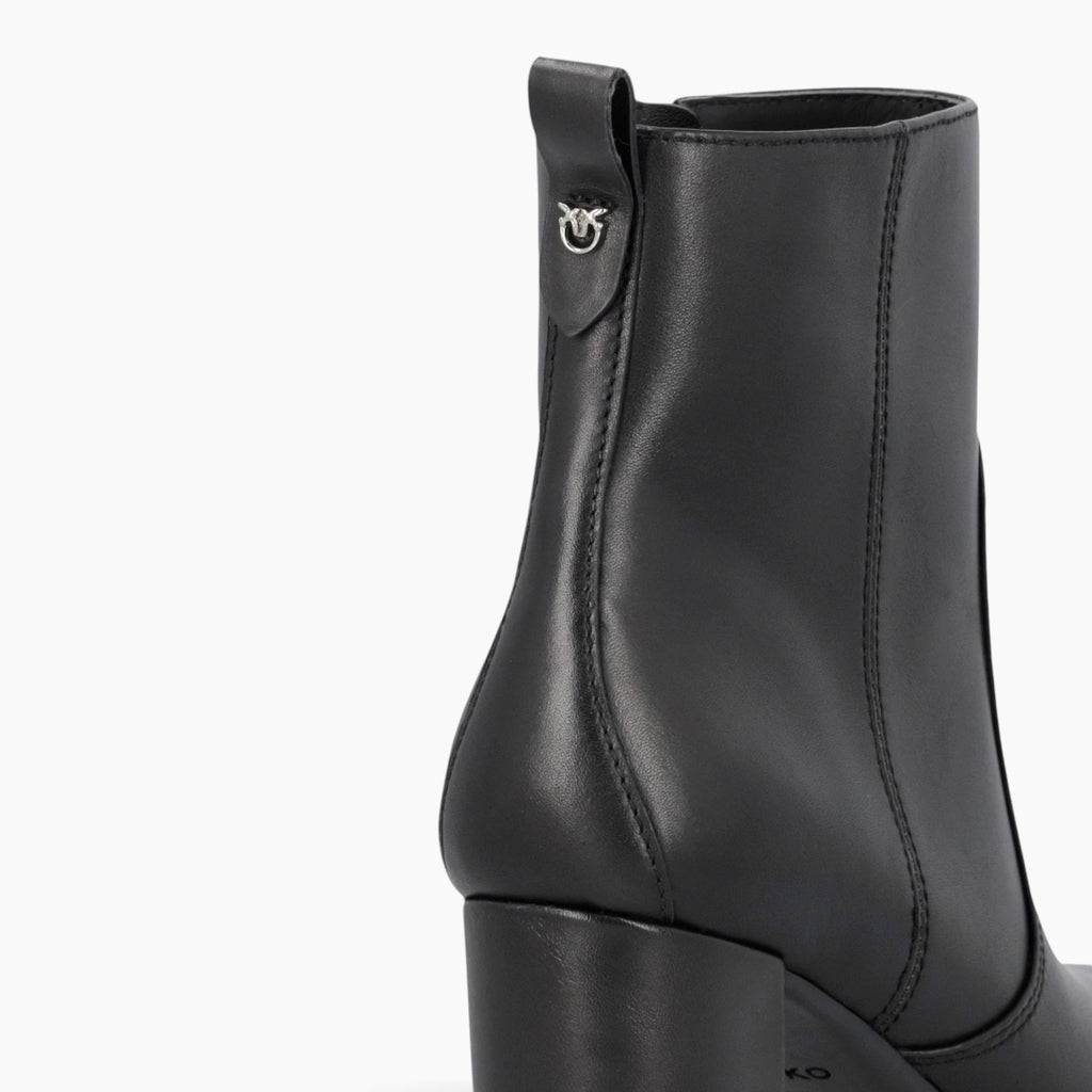 Tronchetti Donna Clara 01