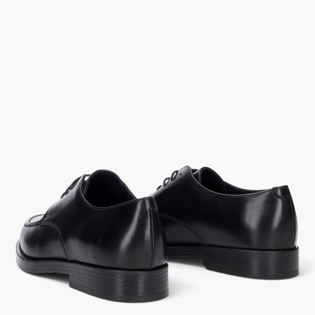 Derby Donna Sierra