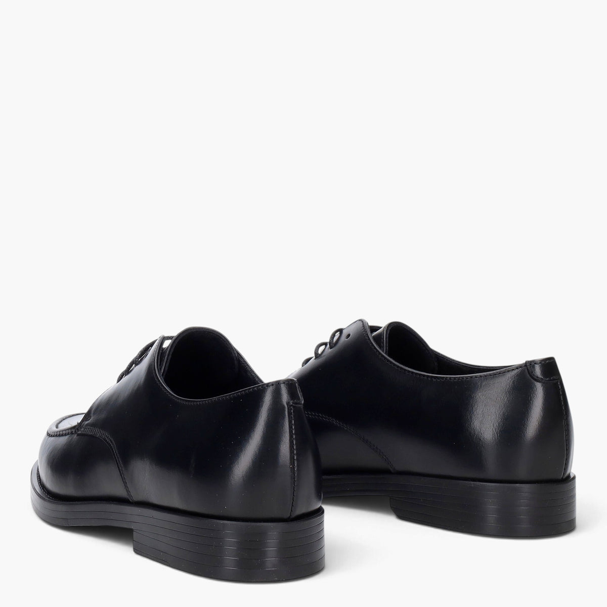 Derby Donna Sierra