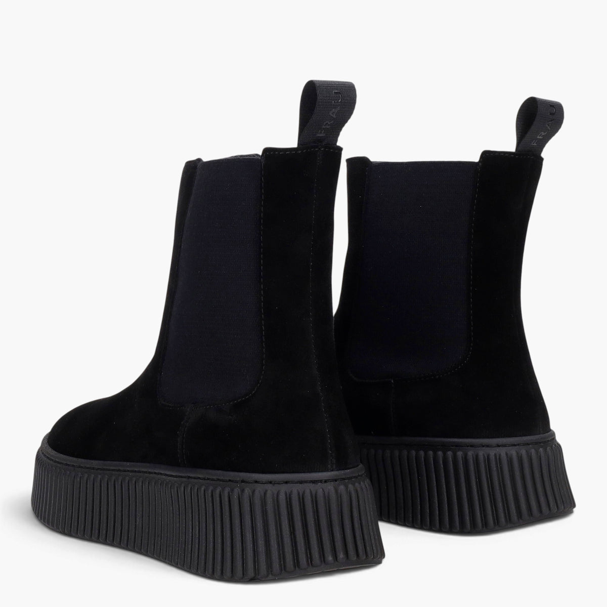 High Waxy Chelsea Boot