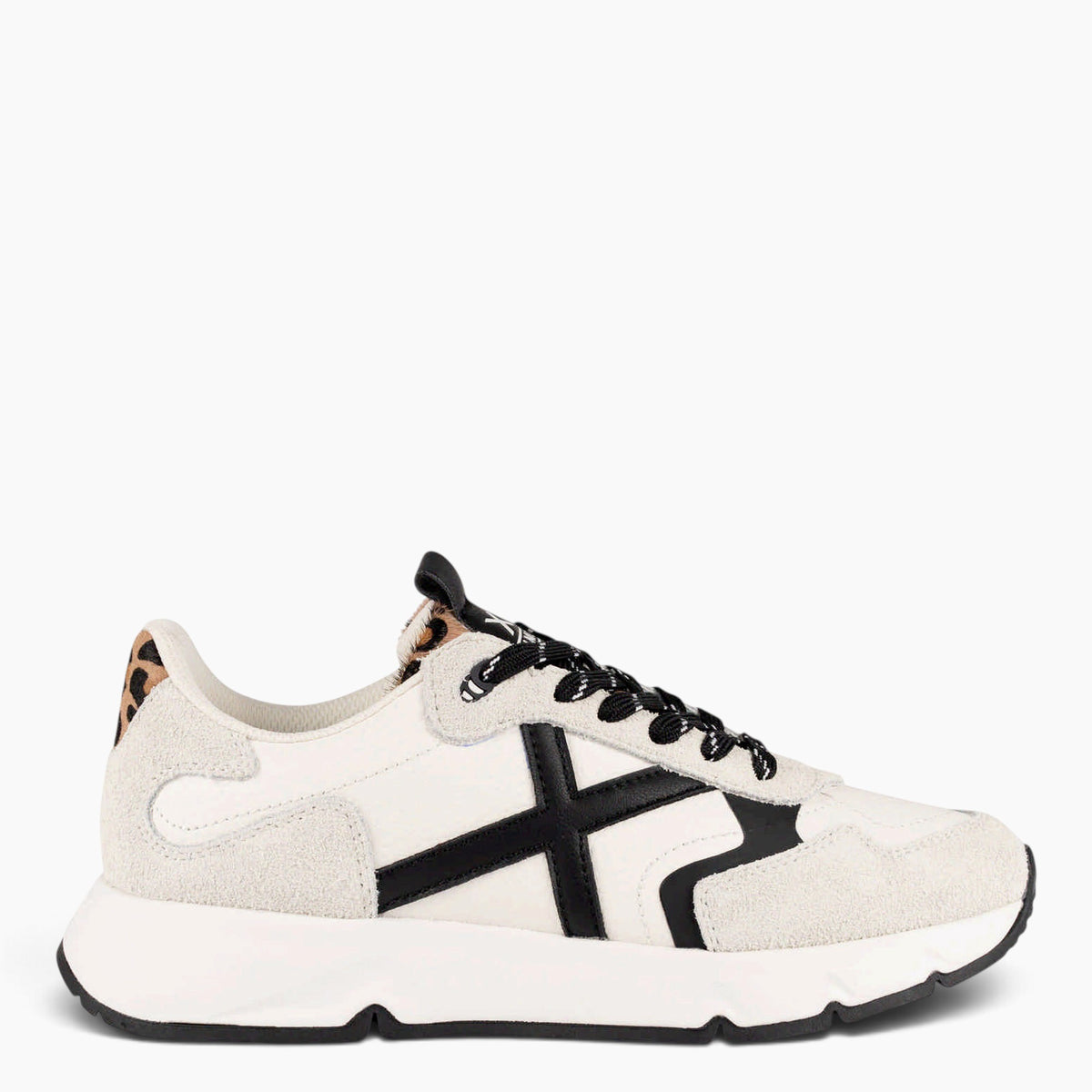 Women's Mamba Sneakers