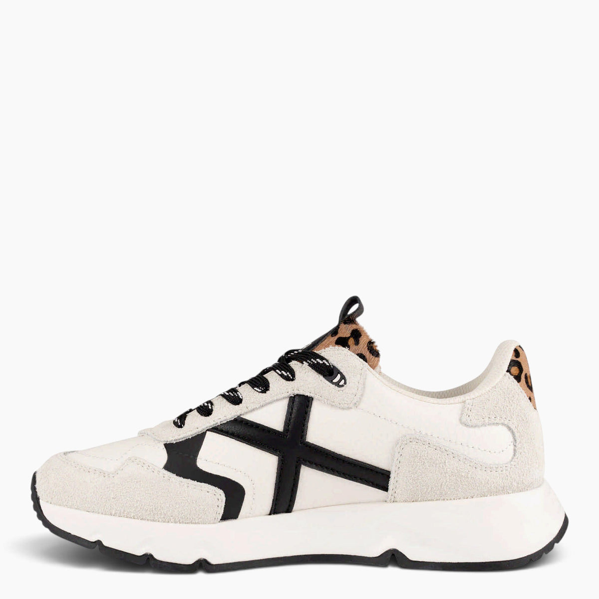 Women's Mamba Sneakers